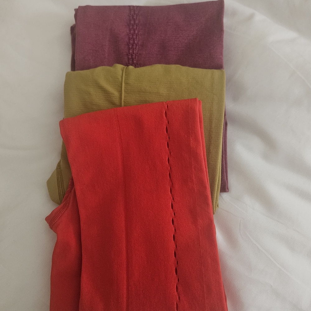 Free People Set Of Three Leggings Bundle